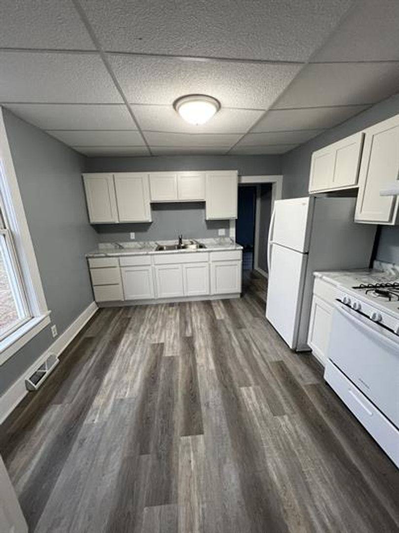 Apartment for rent at 340 4th Ave, Ishpeming, MI 49849