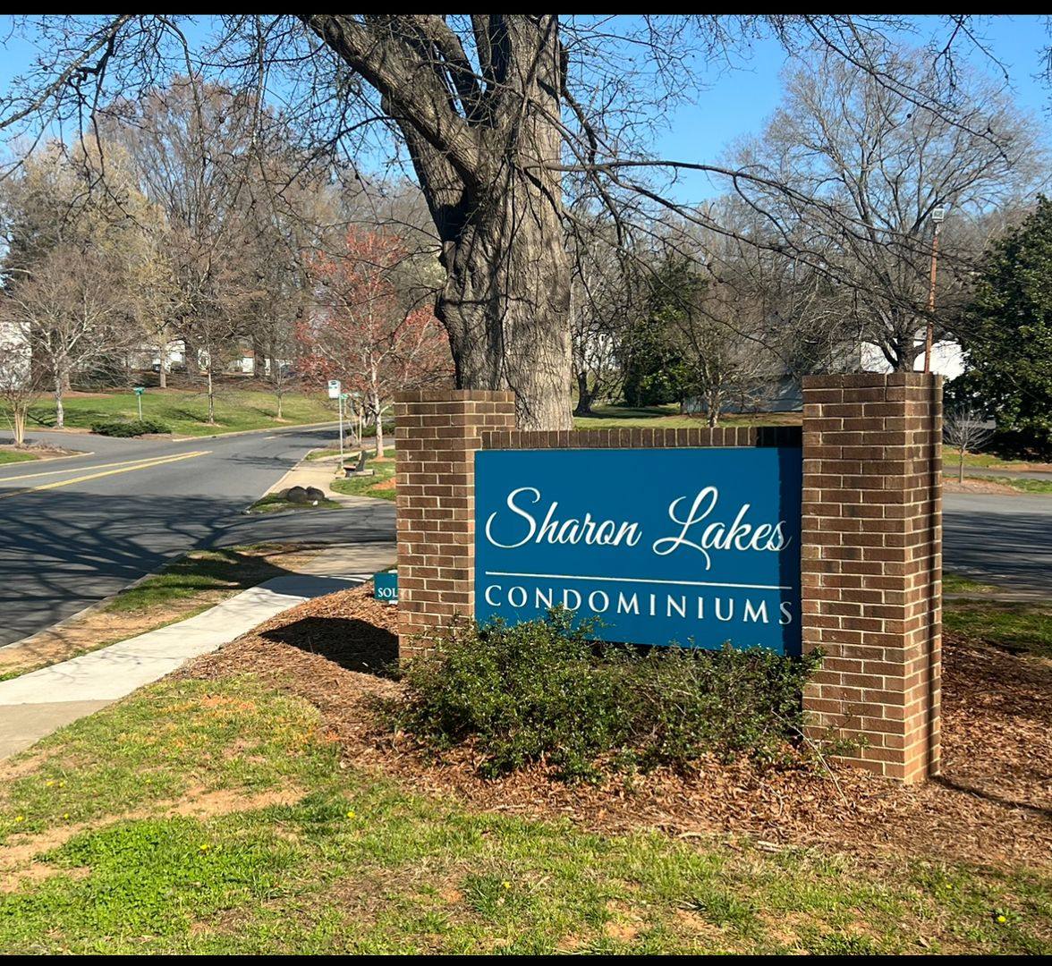 Condo for rent at 2015 Countrymens Court, Charlotte, NC 28210