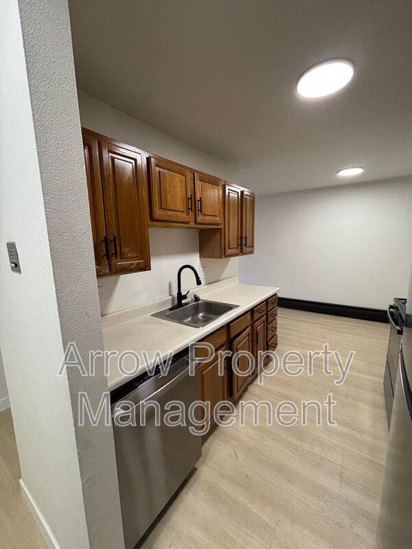 Apartment for rent at 215 E Arbor-307c, Bismarck, ND 58504