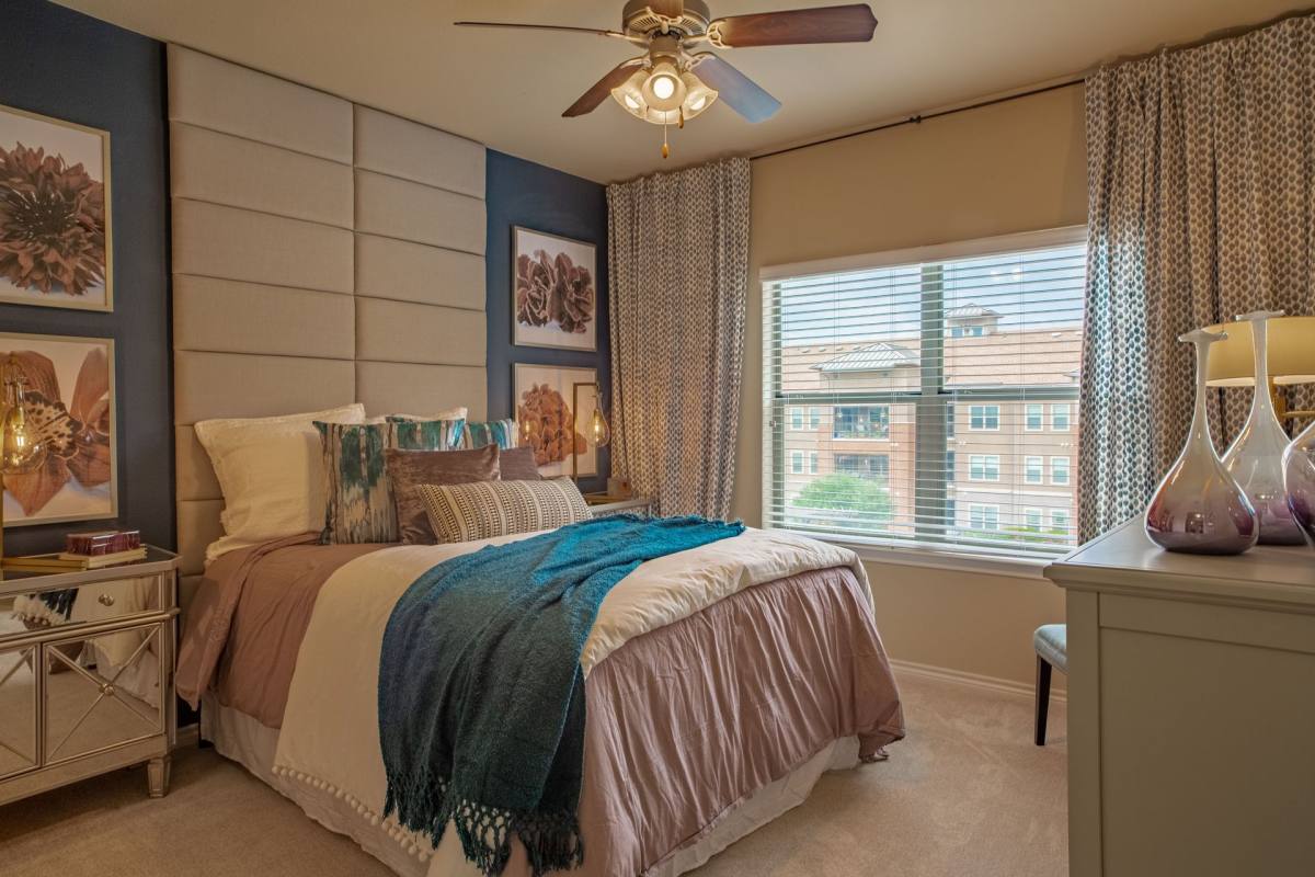 Apartment for rent at 2155 Arkansas Lane, Grand Prairie, TX 75052