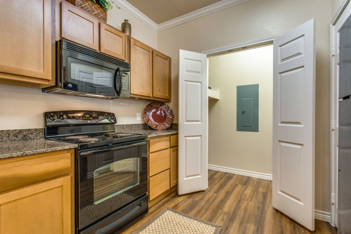 Apartment for rent at 2155 Arkansas Lane, Grand Prairie, TX 75052