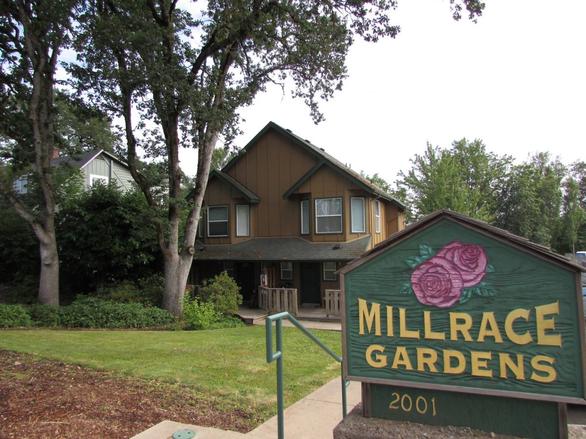 Apartment for rent at 2001 Garden Ave, Eugene, OR 97403