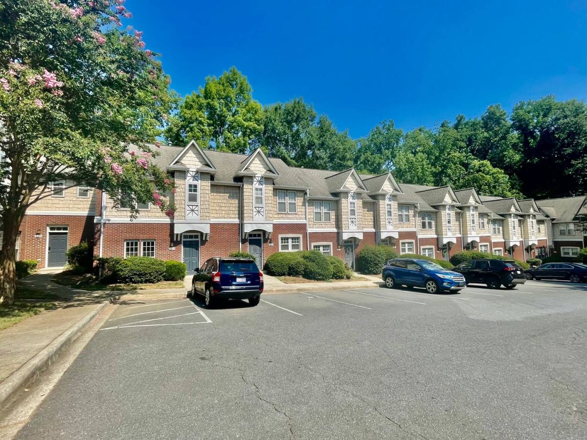 Townhouse for rent at 3010 Uxbridge Woods Court, Charlotte, NC 28205