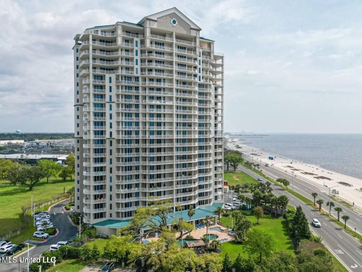 Condo for rent at 2668 Beach Blvd, Biloxi, MS 39531