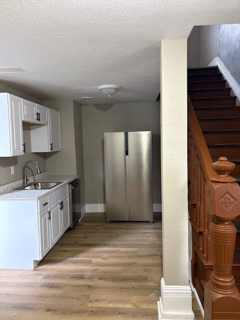Apartment for rent at 1330 N Huron St, Toledo, OH 43604