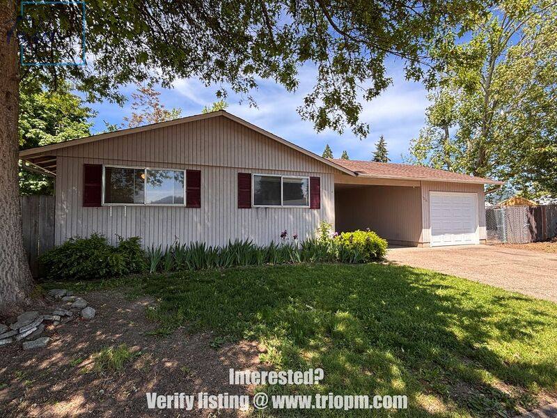 House for rent at 5236 D St, Springfield, OR 97478
