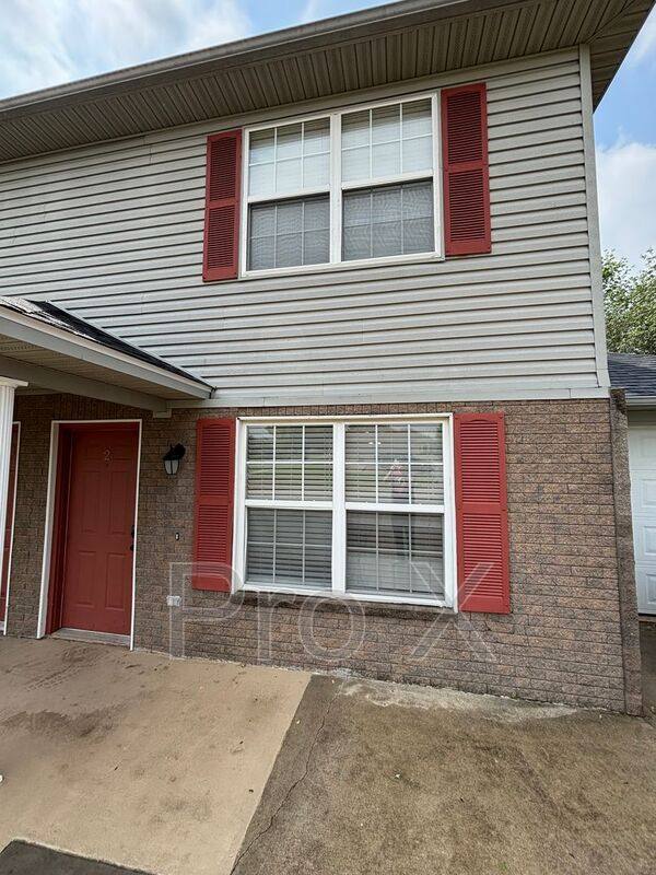 Apartment for rent at 3301 SW Victoria Place #2, Bentonville, AR 72712