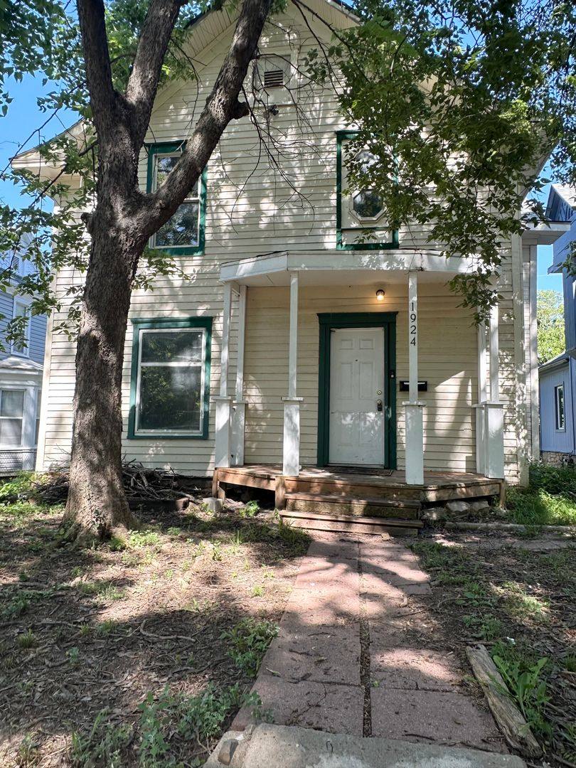 House for rent at 1924 SW Clay St, Topeka, KS 66604