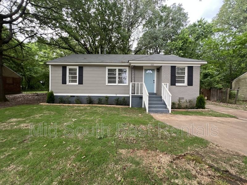 House for rent at 521 E Shelby Dr, Memphis, TN 38109