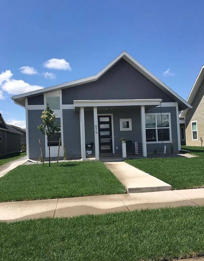 Apartment for rent at 877 & 879 Cottonwood Rd, Bozeman, MT 59718
