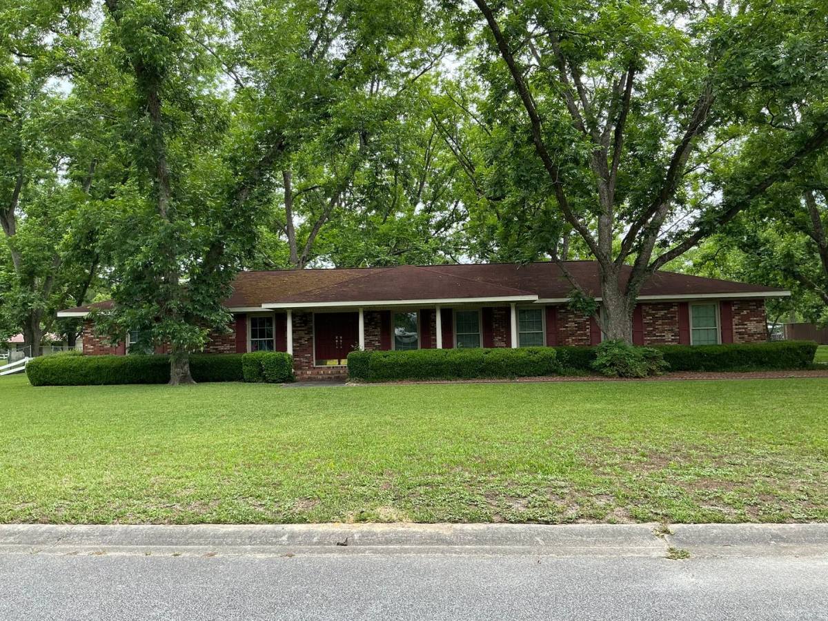 House for rent at 2504 Mahan Dr, Waycross, GA 31501
