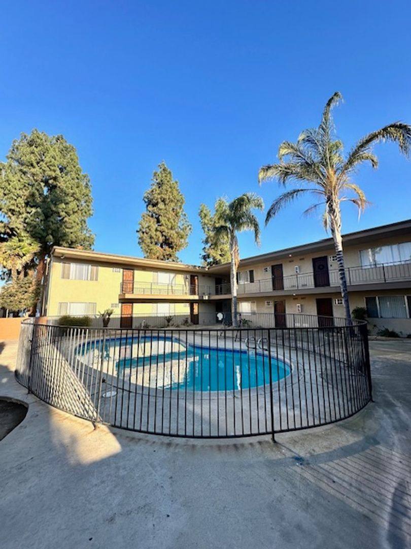 Apartment for rent at 5201 Demaret Ave, Bakersfield, CA 93309