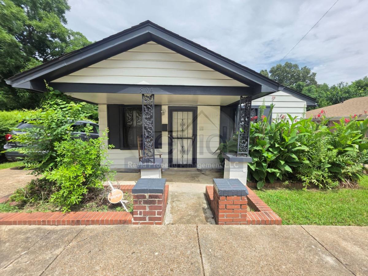 House for rent at 1504 Gabay St, Memphis, TN 38106