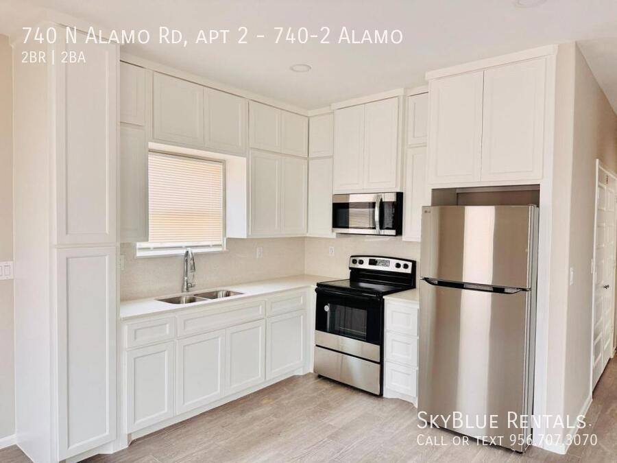 740 N Alamo Rd, Alamo, TX 78516