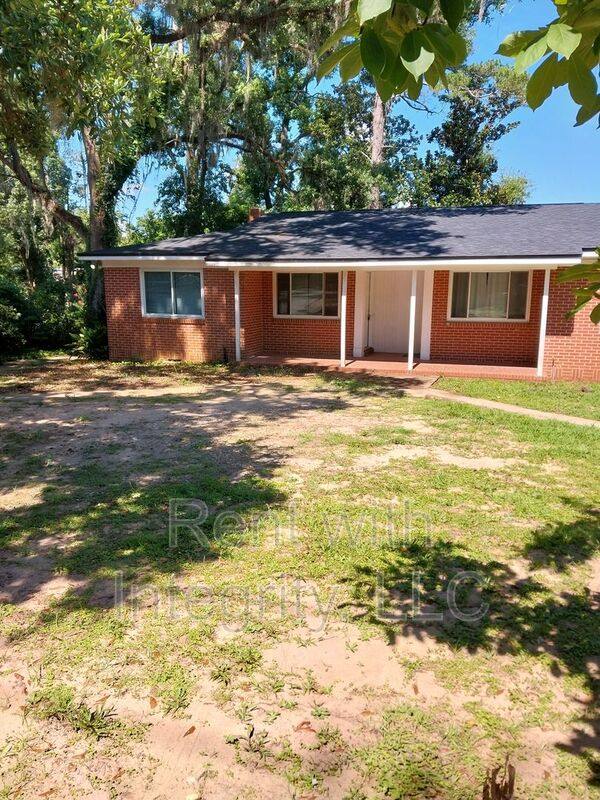 1816 S Meridian St, Tallahassee, FL 32301