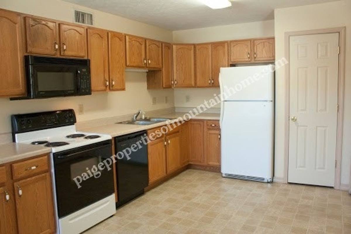Apartment for rent at 24 N Star Circle, Mountain Home, AR 72653