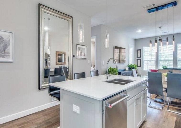 Apartment for rent at 5015 Meridian, Addison, TX 75001