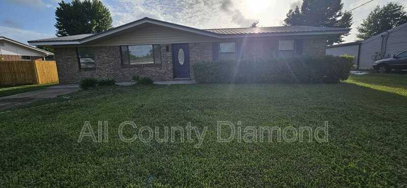 House for rent at 137 Santee Dr, Panama City, FL 32404