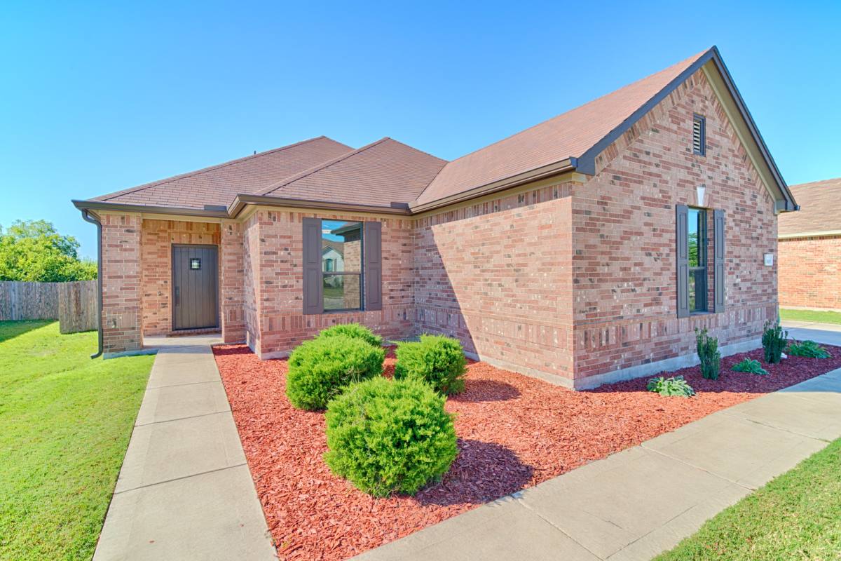 House for rent at 505 Willow Walk Dr, Pflugerville, TX 78660
