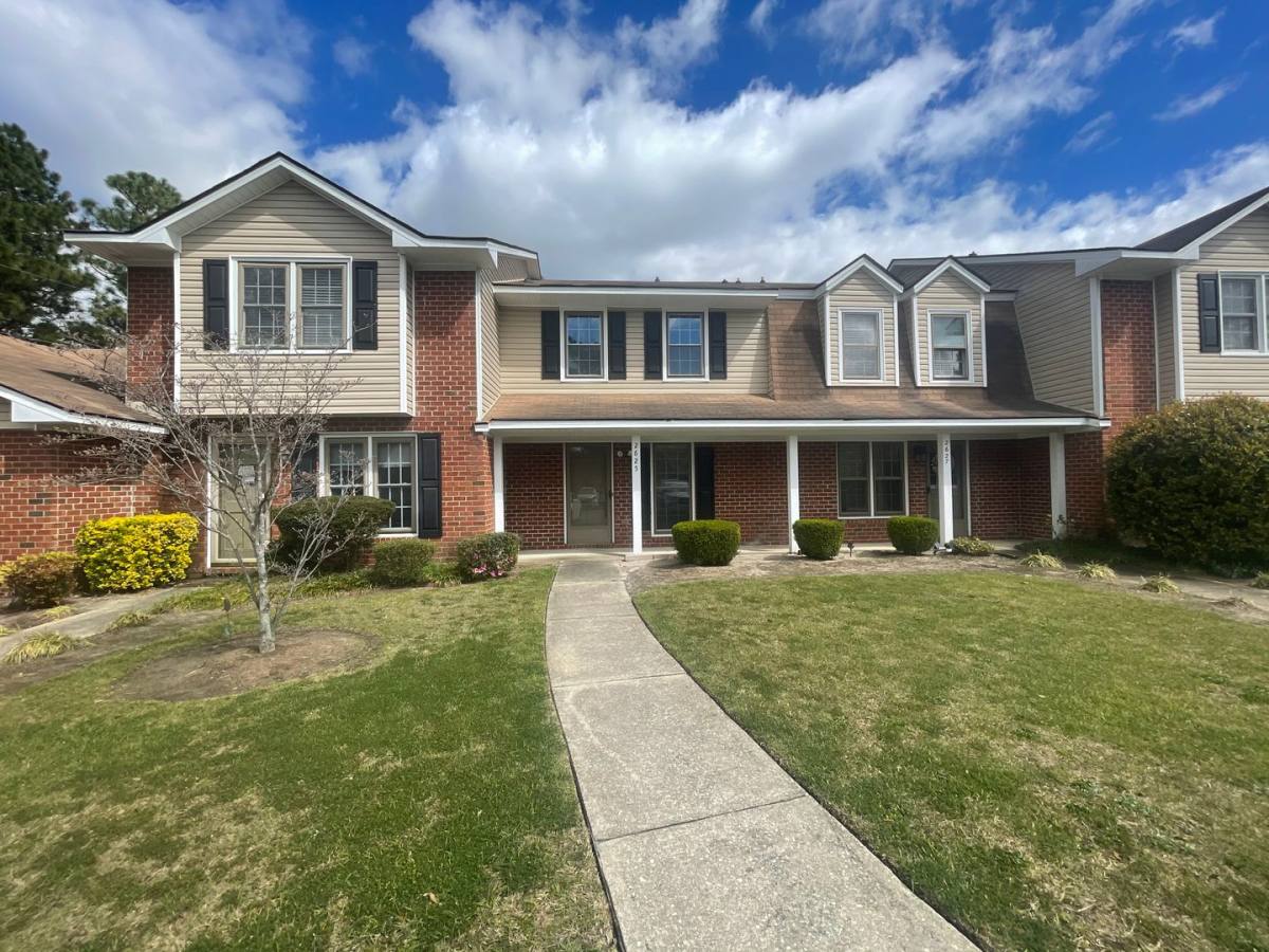 House for rent at 2625 Edmonton Rd, Fayetteville, NC 28304