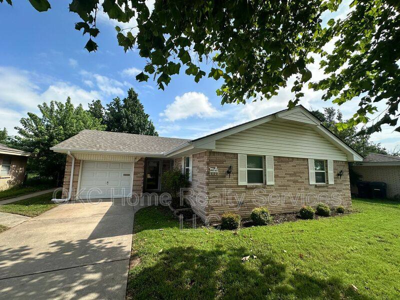 House for rent at 2809 SW 77th St, Oklahoma City, OK 73159