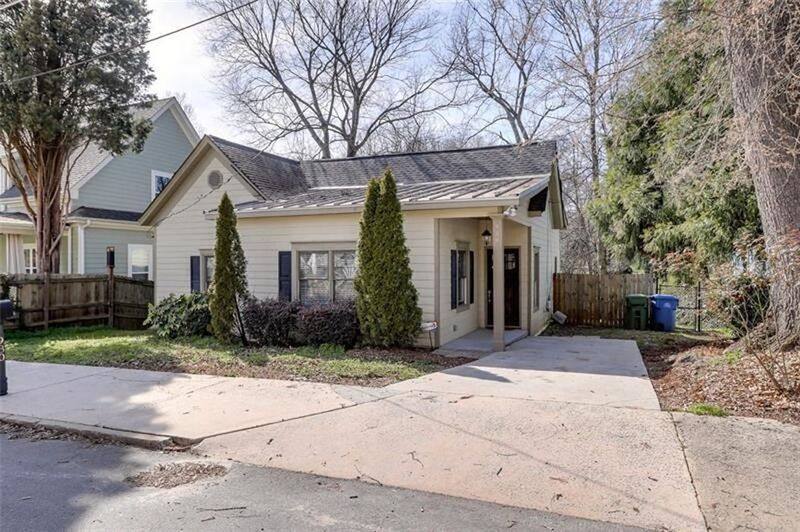 House for rent at 980 Longley Ave NW, Atlanta, GA 30318