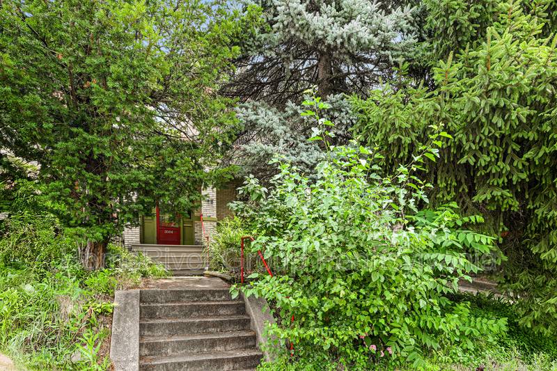 House for rent at 3584 Beechwood Blvd, Pittsburgh, PA 15217