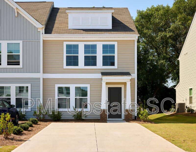 Townhouse for rent at 650 Blossom Run, Spartanburg, SC 29307