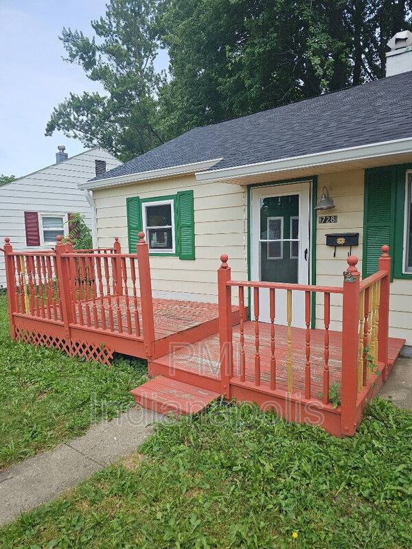 House for rent at 728 Lonsvale Dr, Anderson, IN 46013