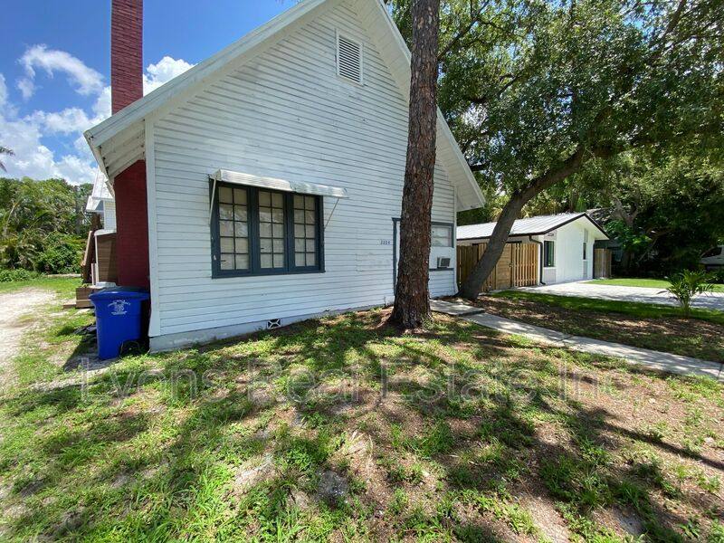 House for rent at 2225 Stella St, Fort Myers, FL 33901