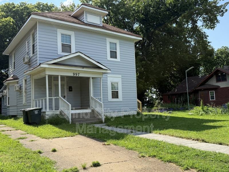 Apartment for rent at 997 S Willett St #1, Memphis, TN 38114