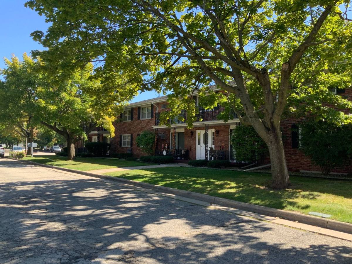 Apartment for rent at 200-229 Olde Pulley Lane, Menasha, WI 54952