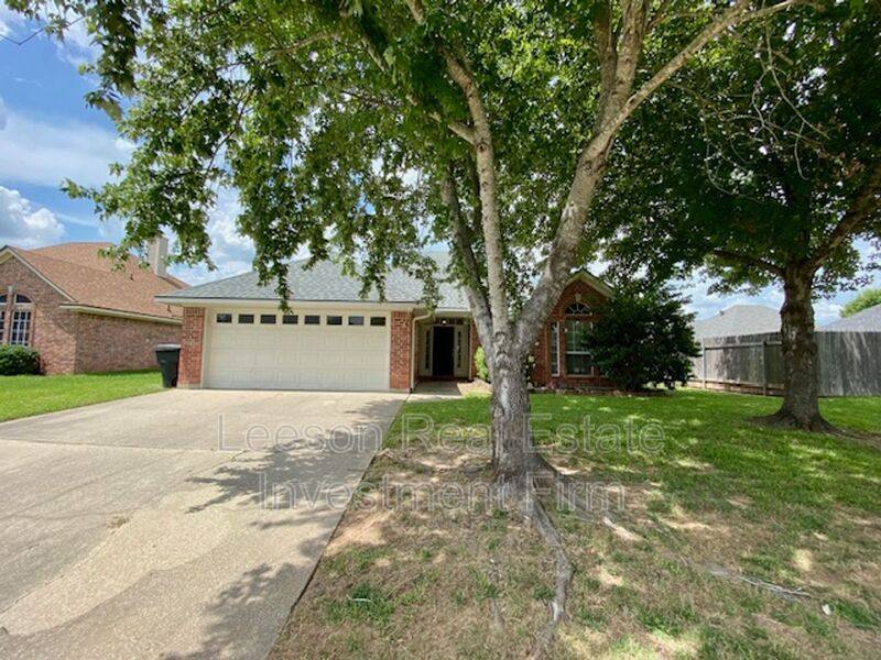House for rent at 6015 Jason St, Bossier City, LA 71111