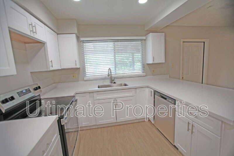 House for rent at 10825 N 45th Lane, Glendale, AZ 85304