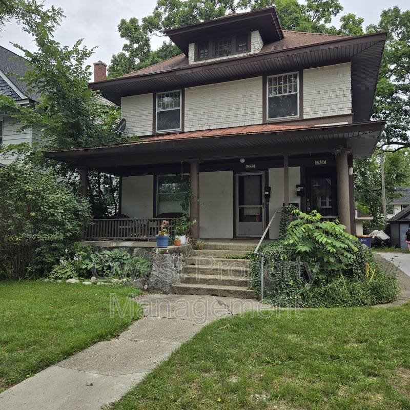 Apartment for rent at 1335 Logan St SE, Grand Rapids, MI 49506