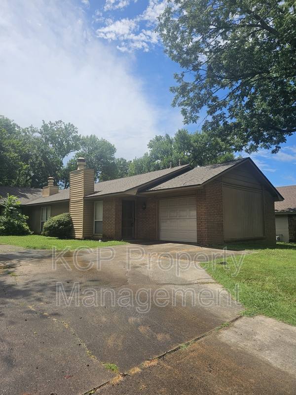 House for rent at 9416 Bryn Mawr Circle, Fort Smith, AR 72908