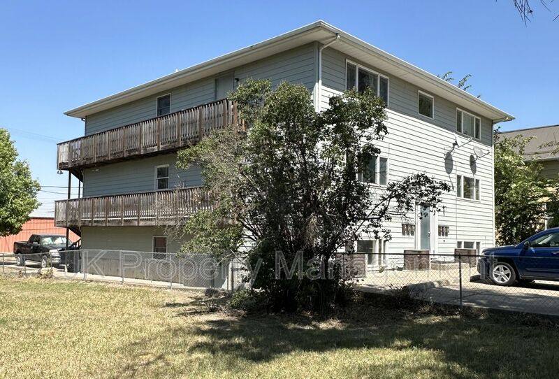 Apartment for rent at 1815 8th Ave N #2, Great Falls, MT 59401