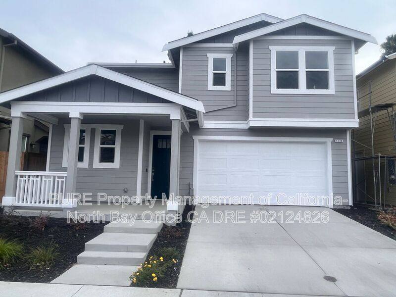 House for rent at 1236 Del Rancho Way, Petaluma, CA 94954