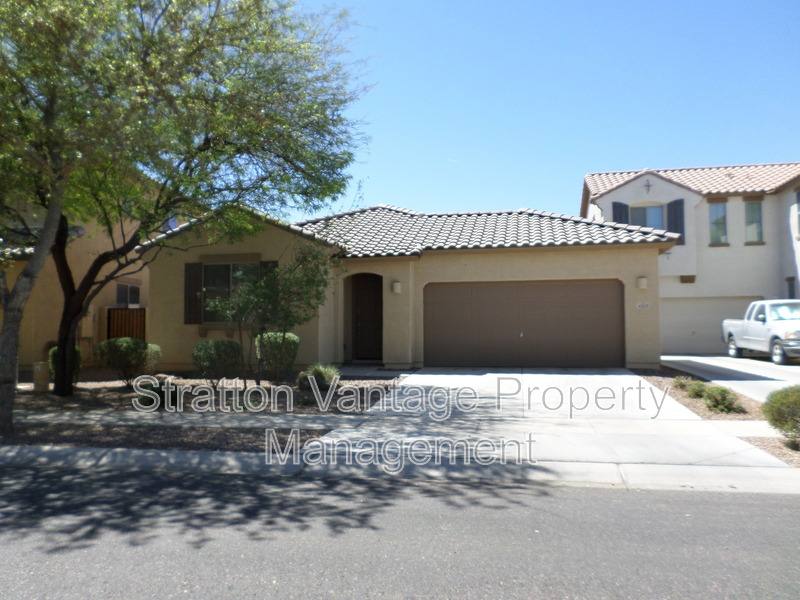 House for rent at 4159 E Waterman Court, Gilbert, AZ 85297