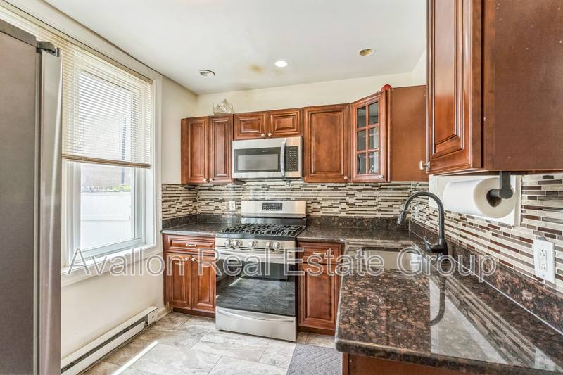 House for rent at 1124 W Nevada St, Philadelphia, PA 19133