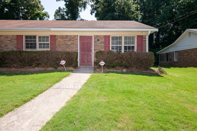Apartment for rent at 469 Southern Way, Lawrenceville, GA 30046