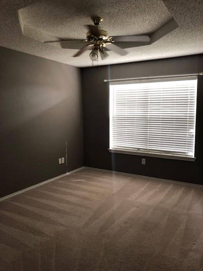 House for rent at 2615 Briarwood Dr, Paris, TX 75460