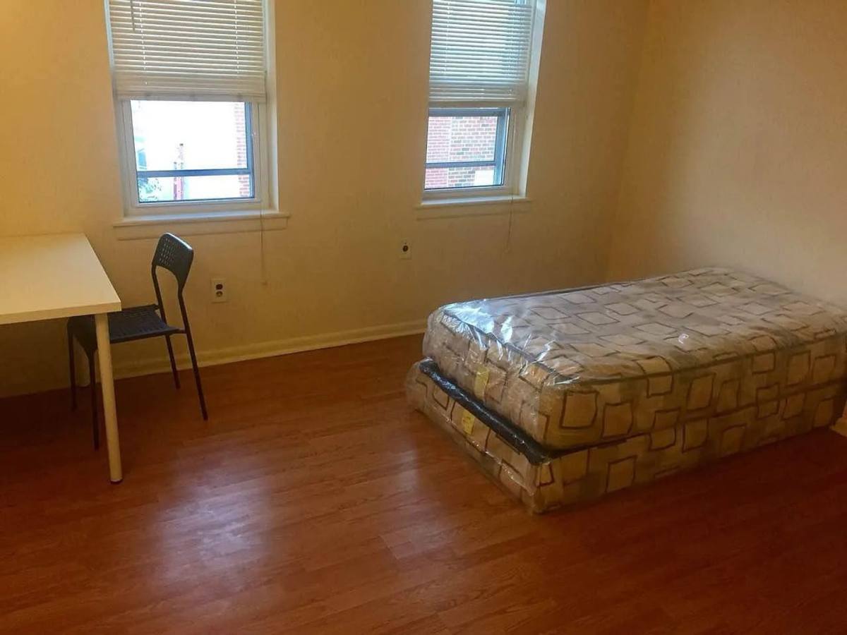 Apartment for rent at 524 N Natrona St, Philadelphia, PA 19104