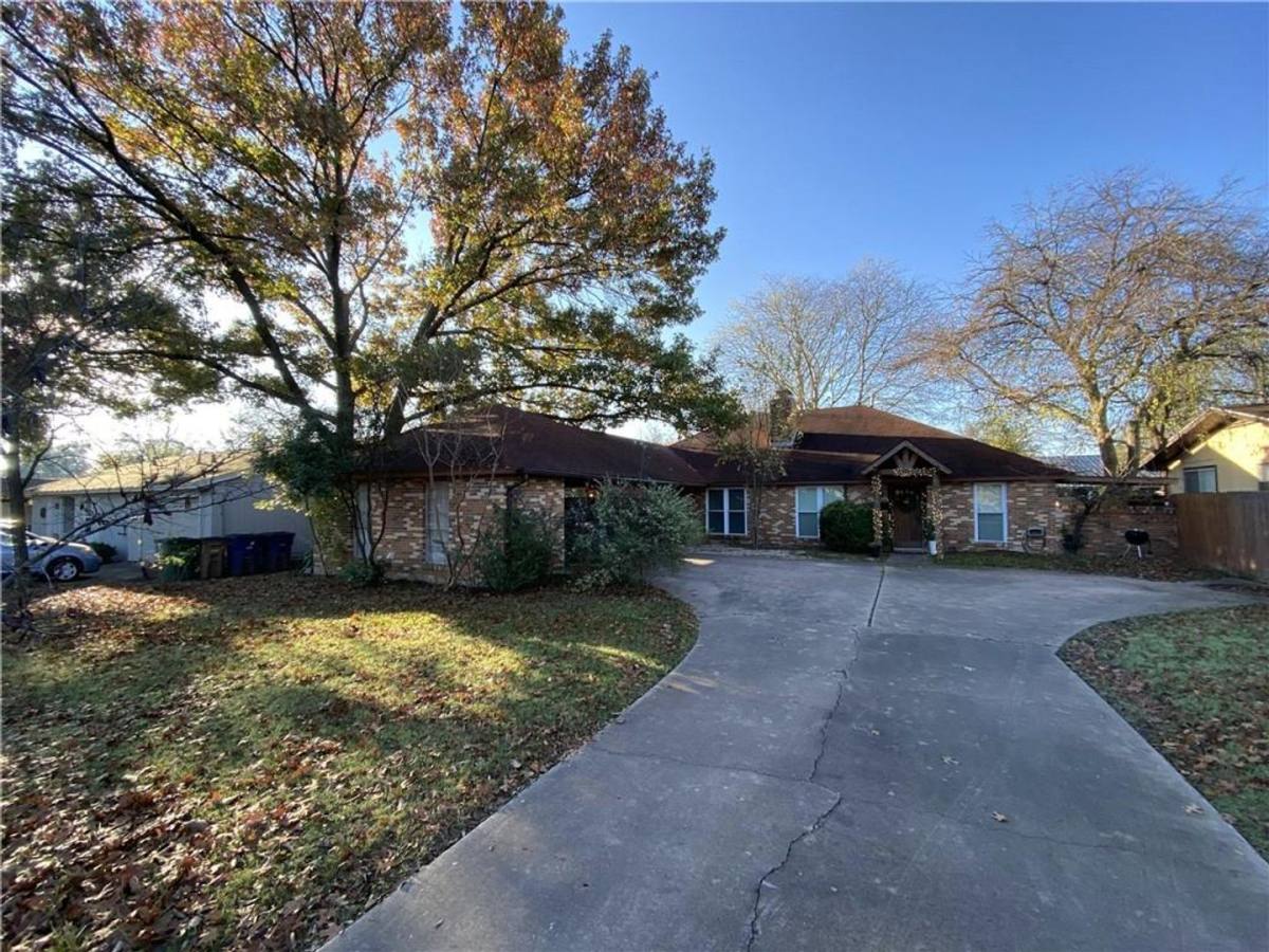 3307 Whitepine Dr, Austin, TX 78757