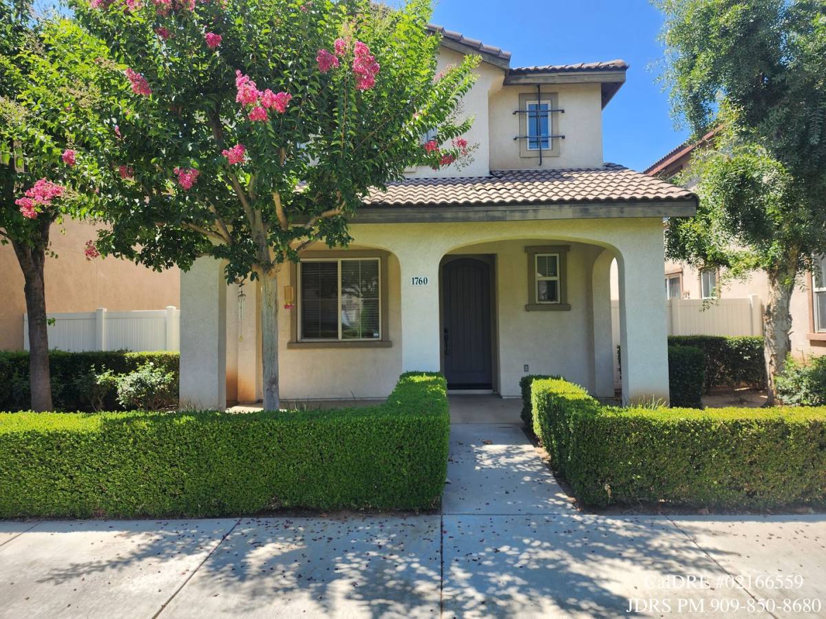 House for rent at 1760 Palermo Dr, Riverside, CA 92507