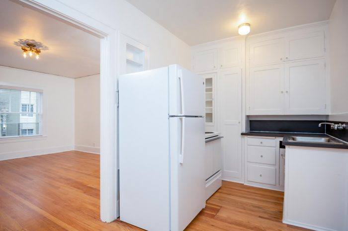 Apartment for rent at 2134 NW Flanders, Portland, OR 97210