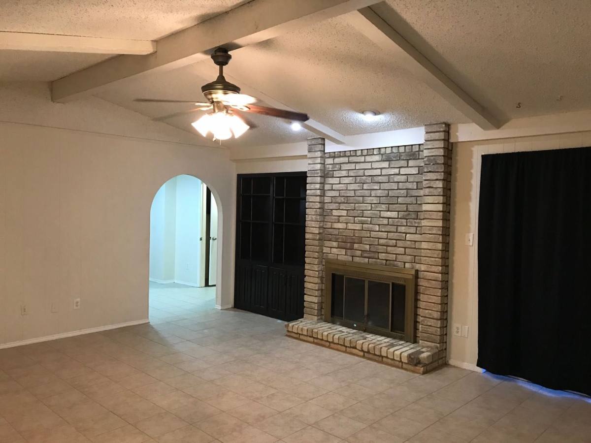 House for rent at 2805 Parkhaven Dr, Plano, TX 75075