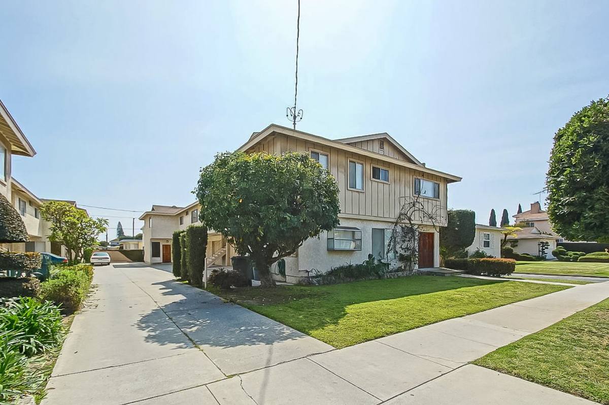 Apartment for rent at 1130 Magnolia Ave, Gardena, CA 90247