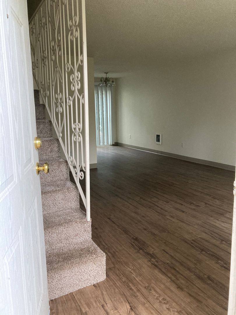 Townhouse for rent at 11461-11549 SW 98th Ave, Portland, OR 97223
