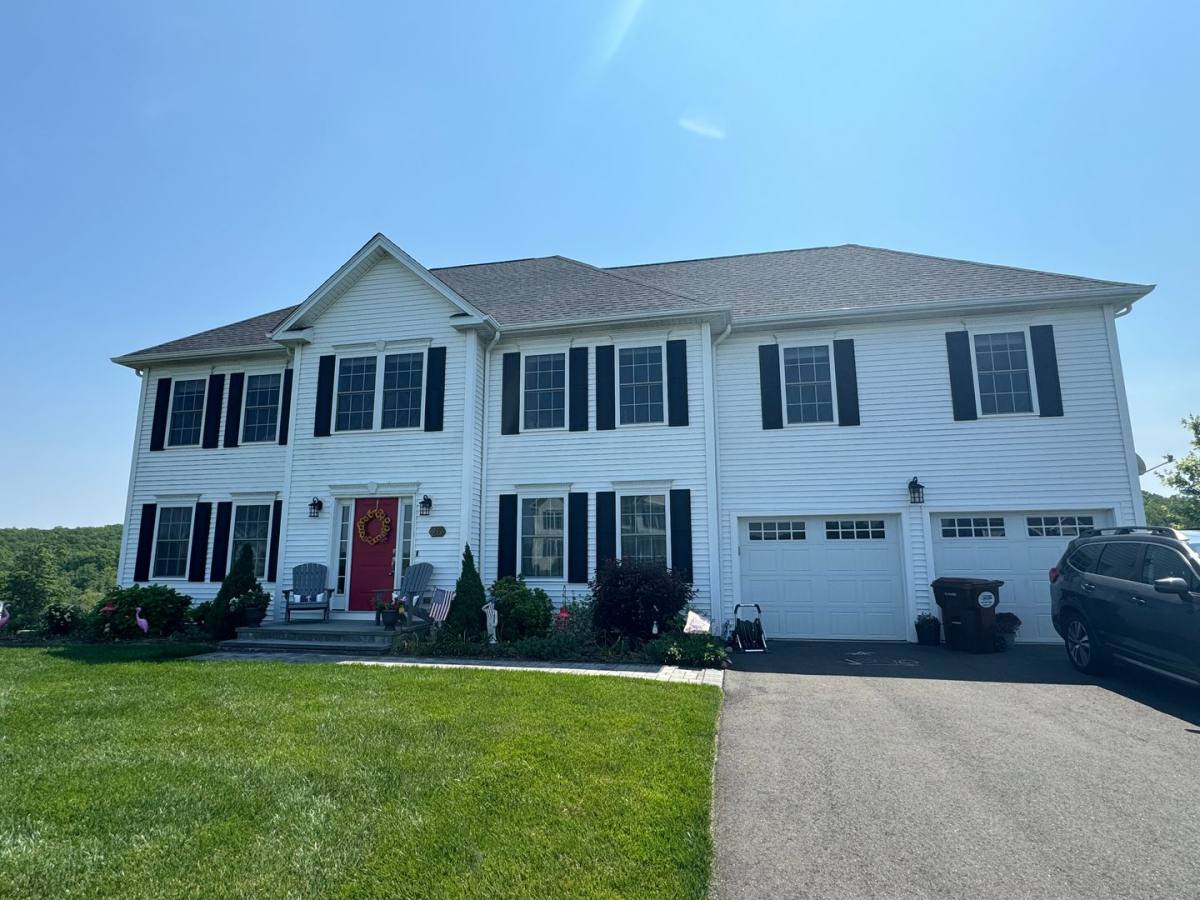 House for rent at 26 Northview Dr, Guilford, CT 06437